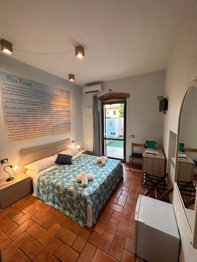 Five Keys Hotell Pisa Eksteriør bilde